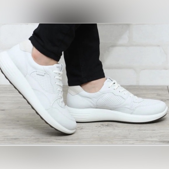 Ecco Soft 7 running shoe Danish Design Walking shoes European sneaker Sz 9 EUC - Picture 1 of 13